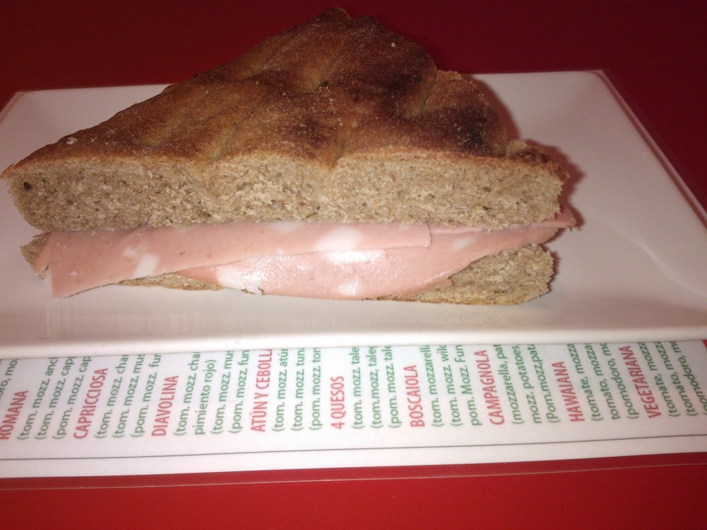 focaccia di gofio alla mortadella